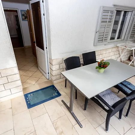 Apartment A&a *